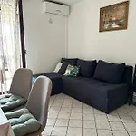 Denisse شقة