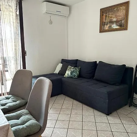 Denisse Apartman