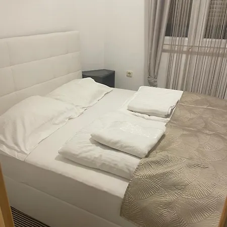 Apartment Denisse *