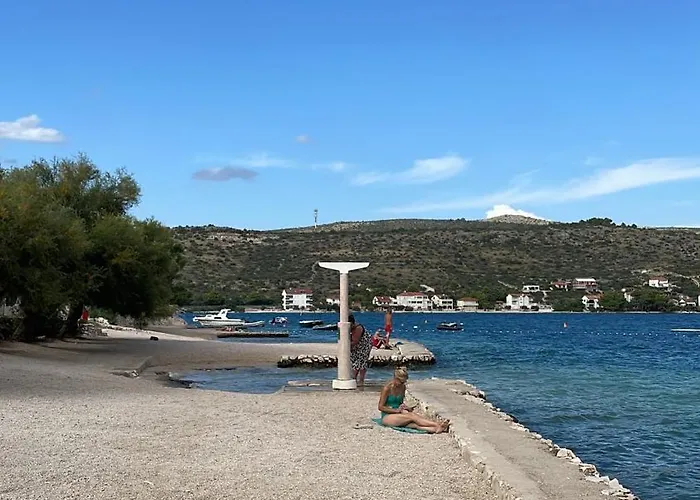 Denisse アパート